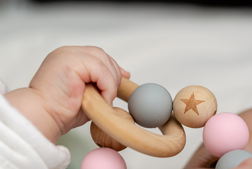 Sonajero bebÃ©: el juguete clÃ¡sico que nunca pasa de moda