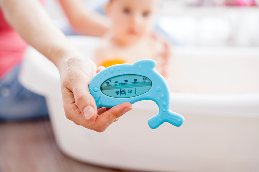 Termómetros de baño para bebé con forma de juguete: